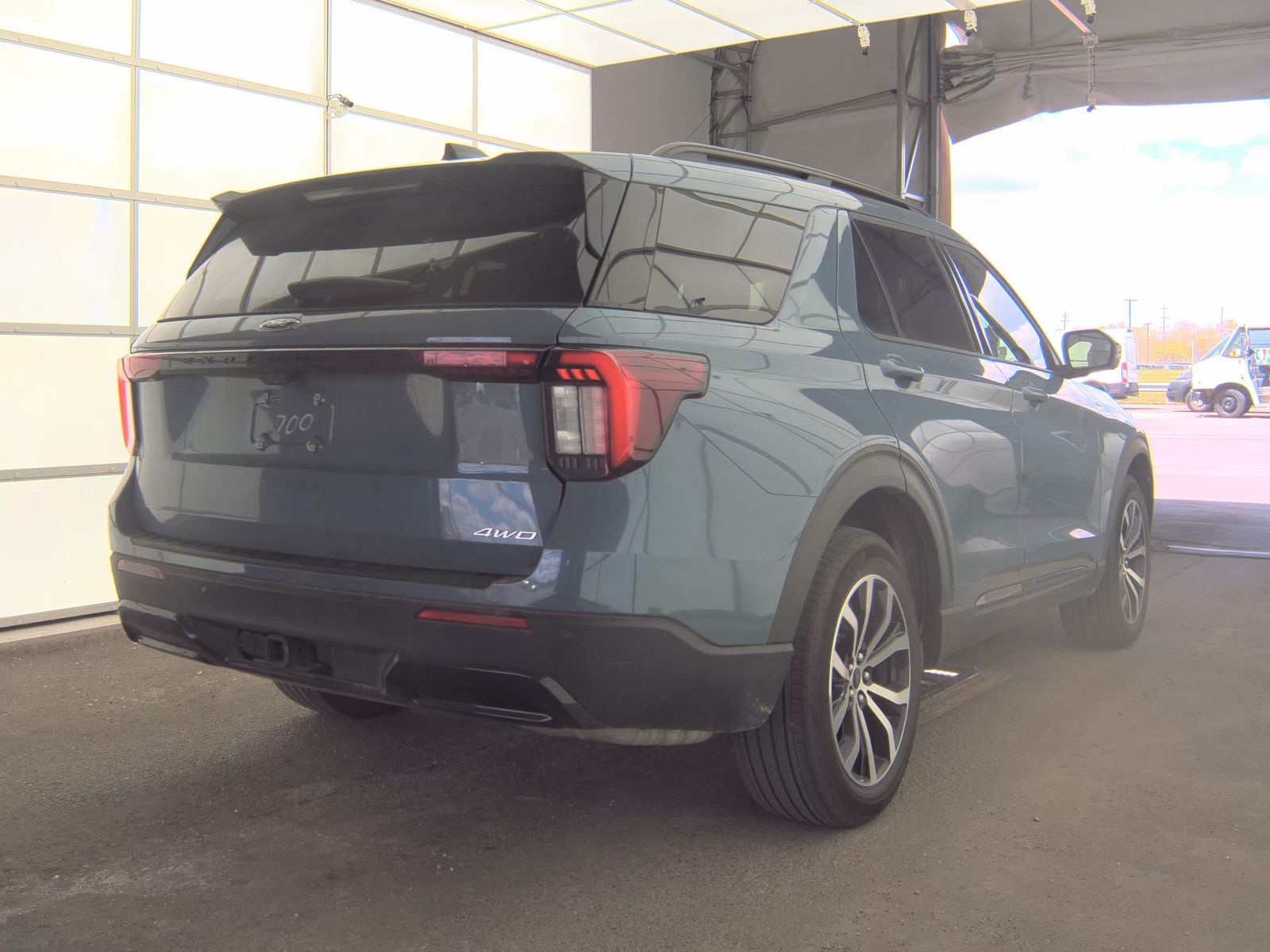FORD EXPLORER - 6