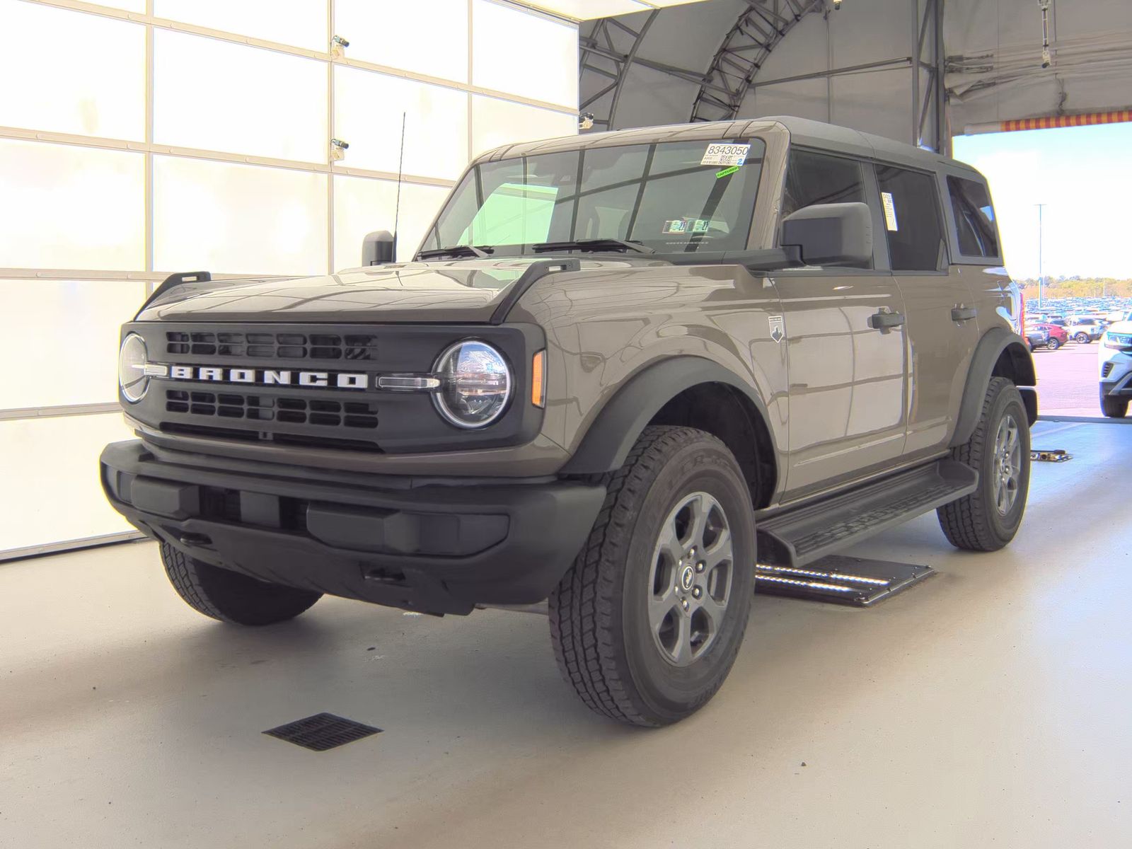 FORD BRONCO - 1