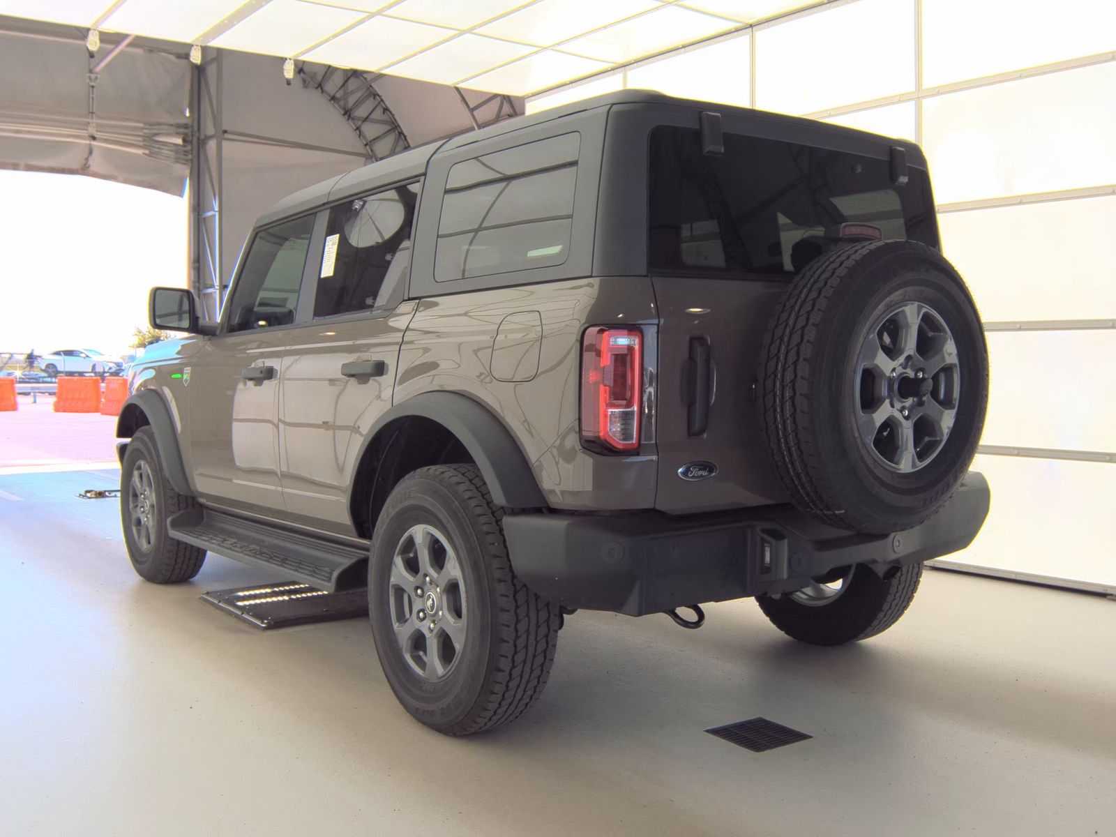 FORD BRONCO - 9