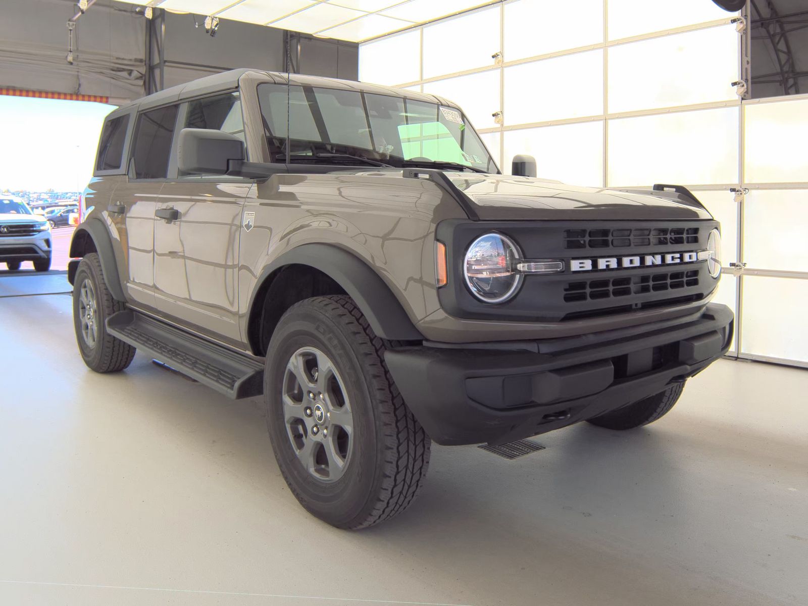 FORD BRONCO - 5