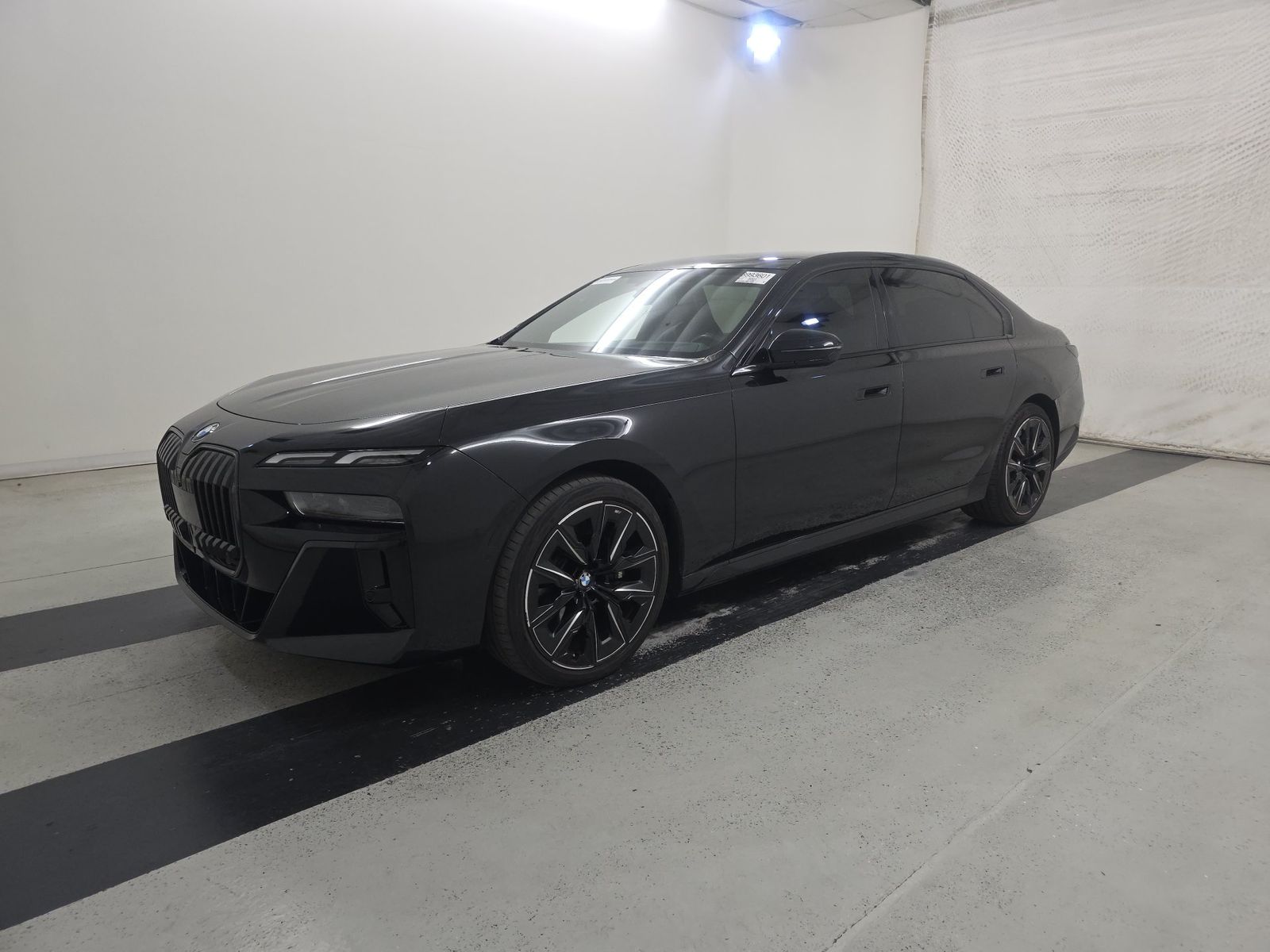 2024 BMW 7 Series 740i RWD