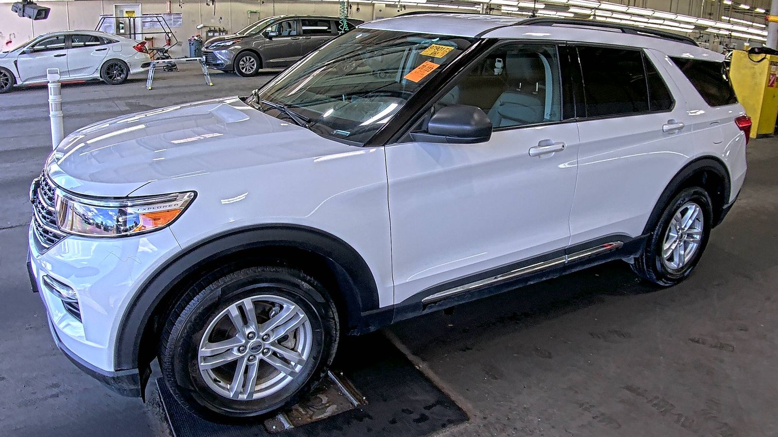 FORD EXPLORER - 1