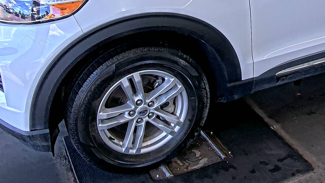 FORD EXPLORER - 8