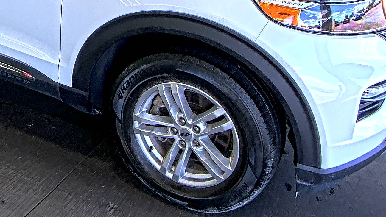 FORD EXPLORER - 9