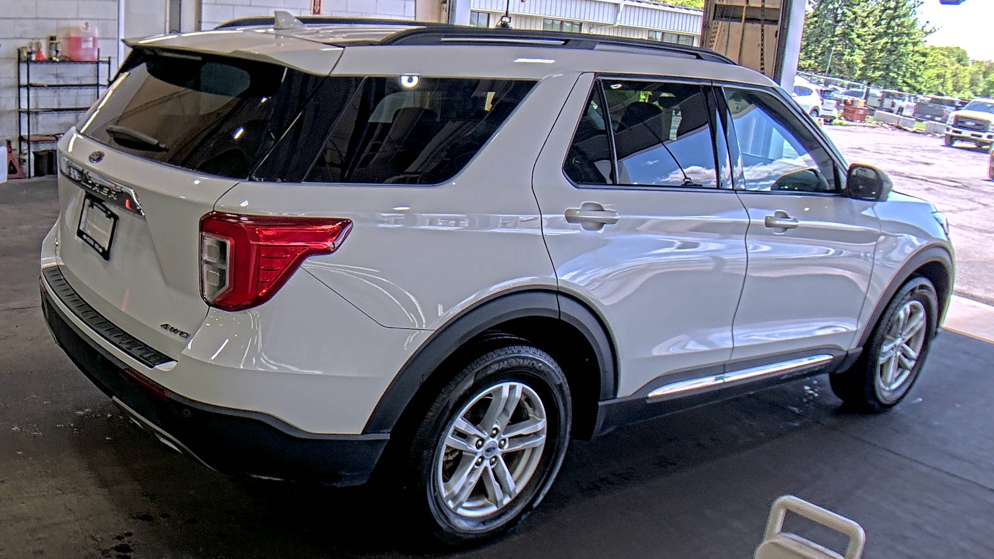 FORD EXPLORER - 5
