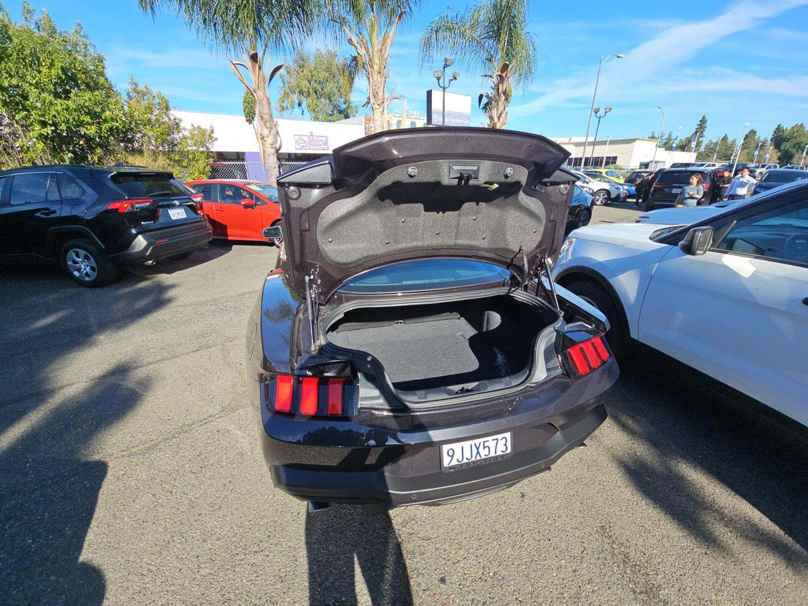 FORD MUSTANG - 9