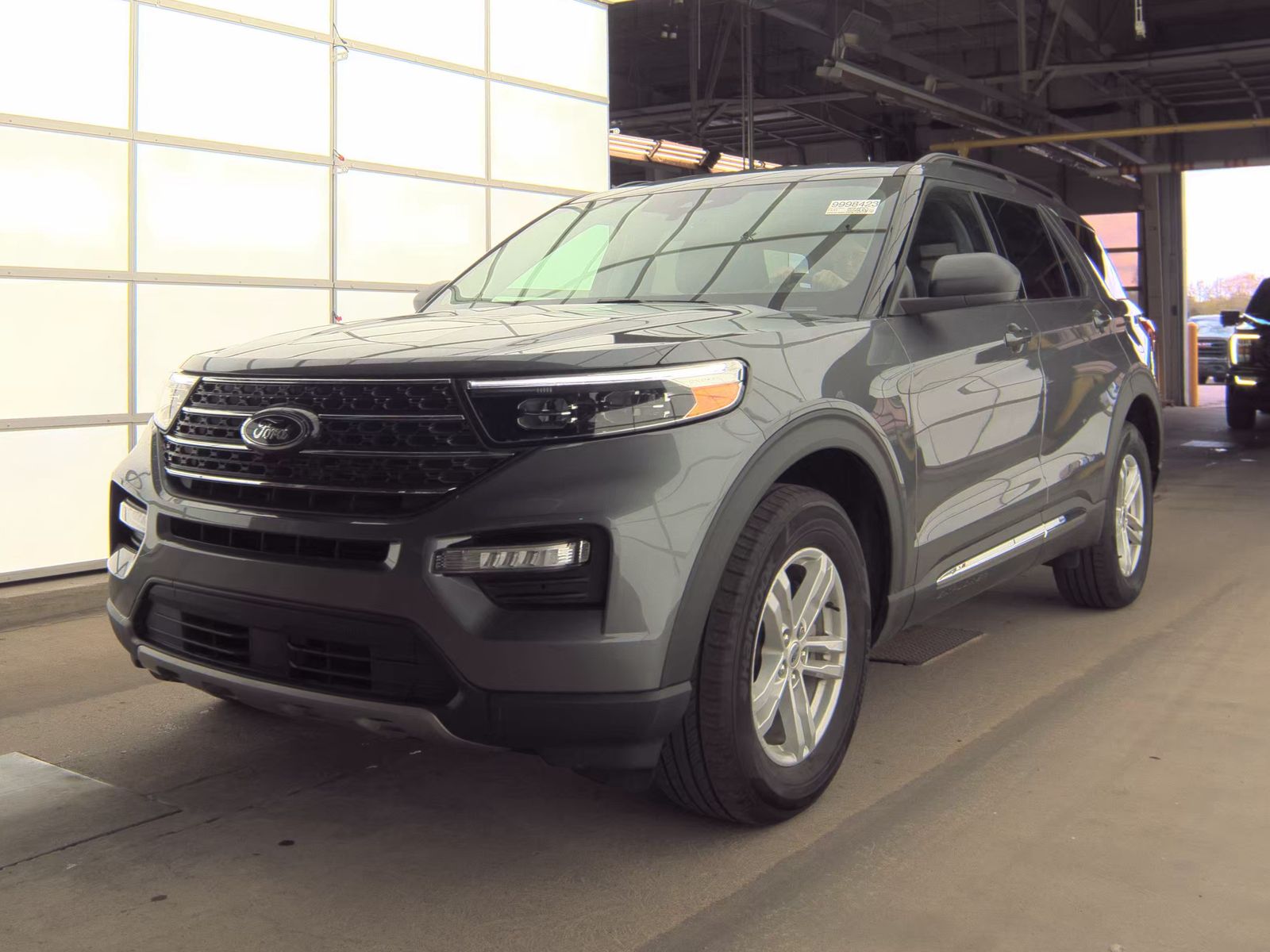 FORD EXPLORER - 1