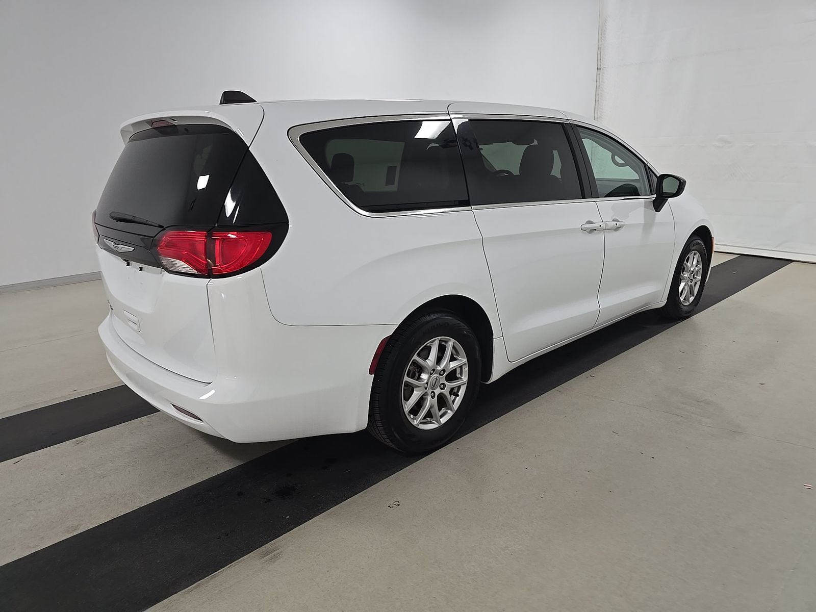 CHRYSLER VOYAGER - 5