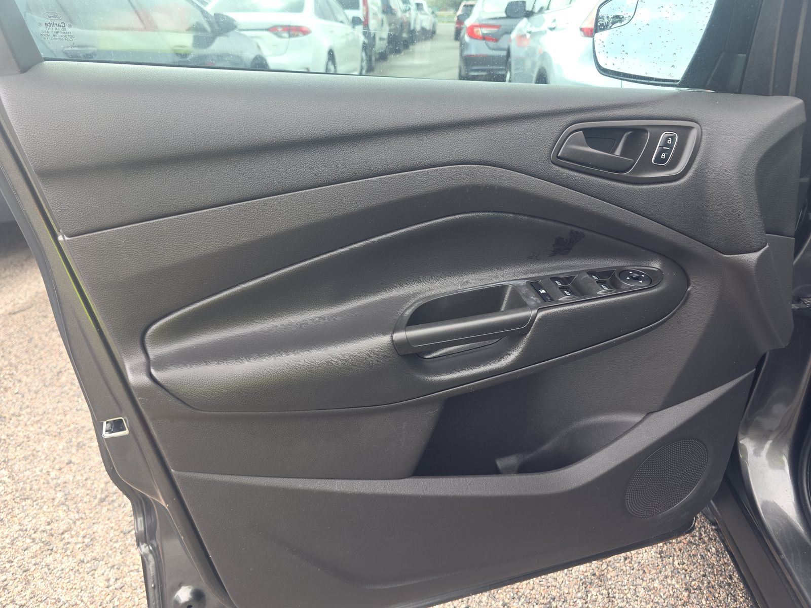 FORD ESCAPE - 10
