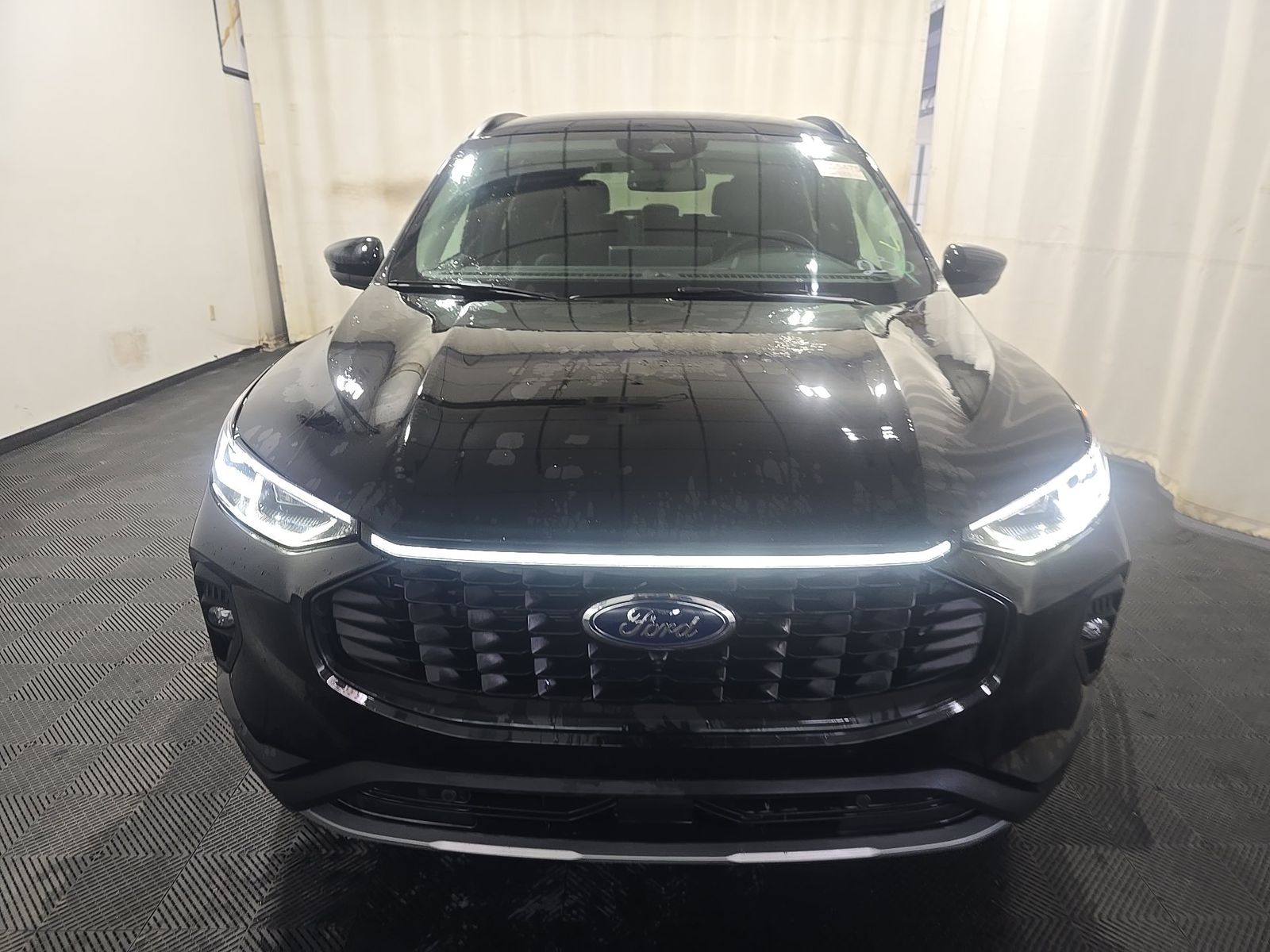 FORD ESCAPE - 3