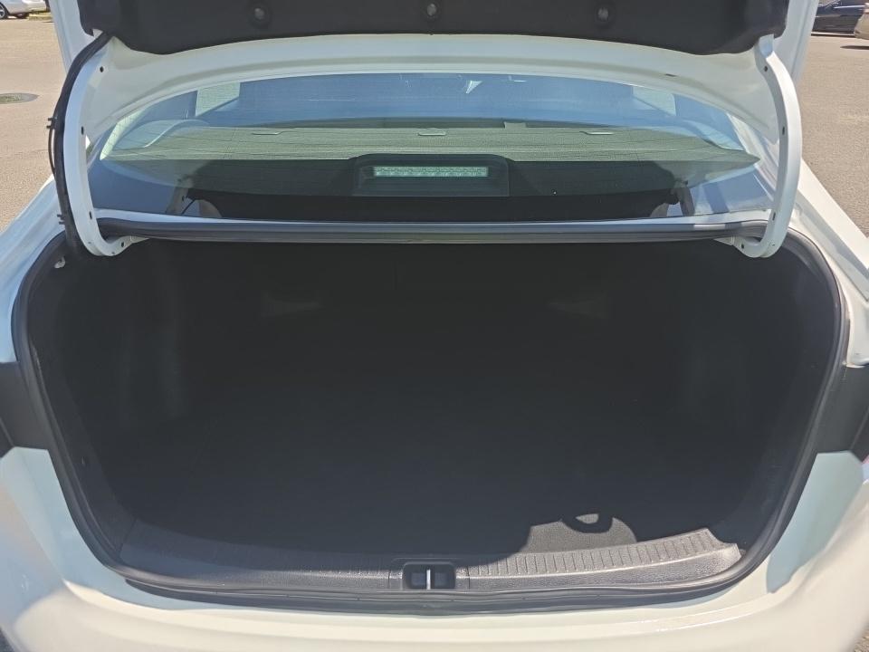 2022 Toyota Corolla LE FWD