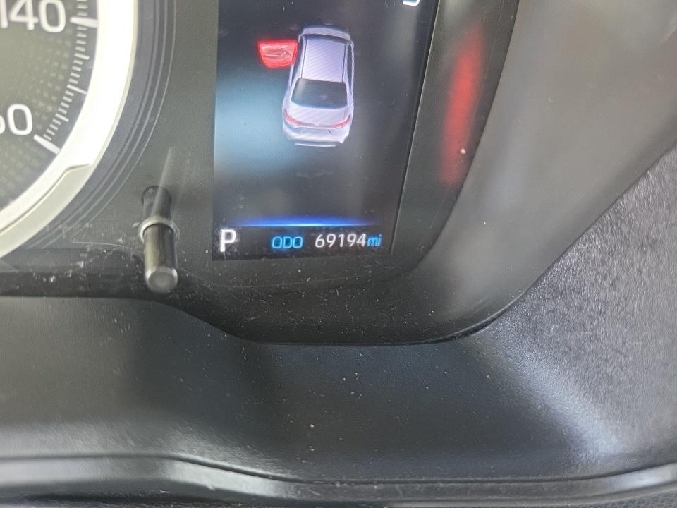 2022 Toyota Corolla LE FWD