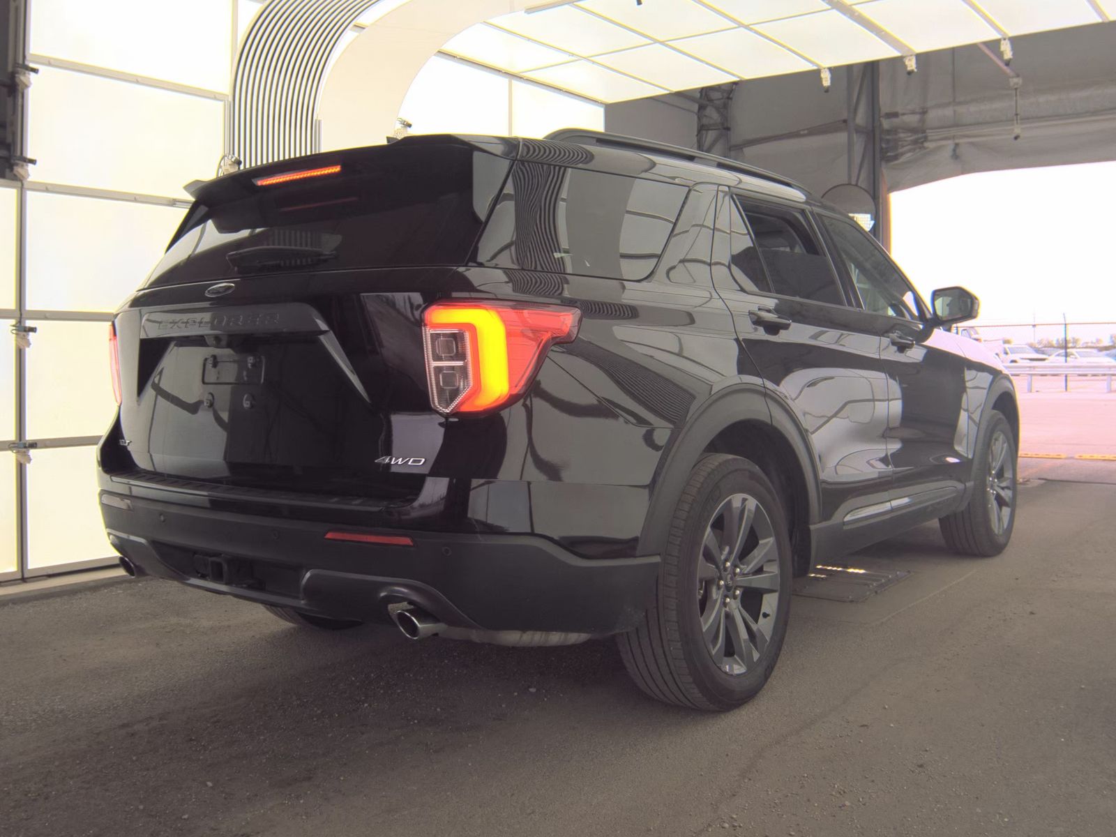 FORD EXPLORER - 6