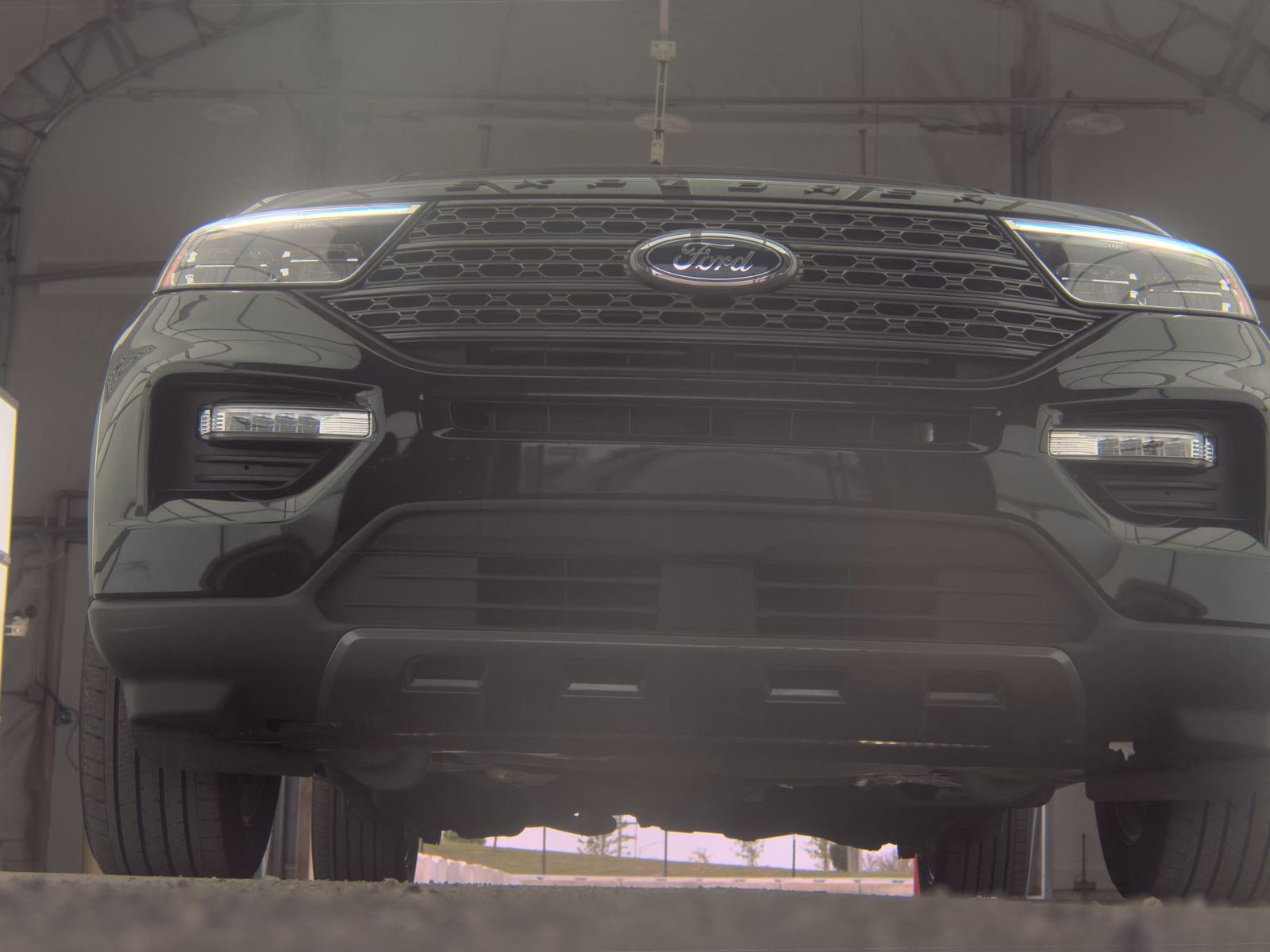 FORD EXPLORER - 4