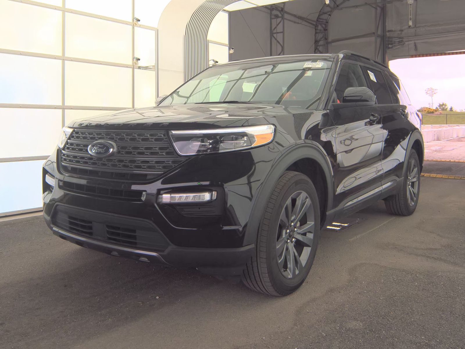 FORD EXPLORER - 1