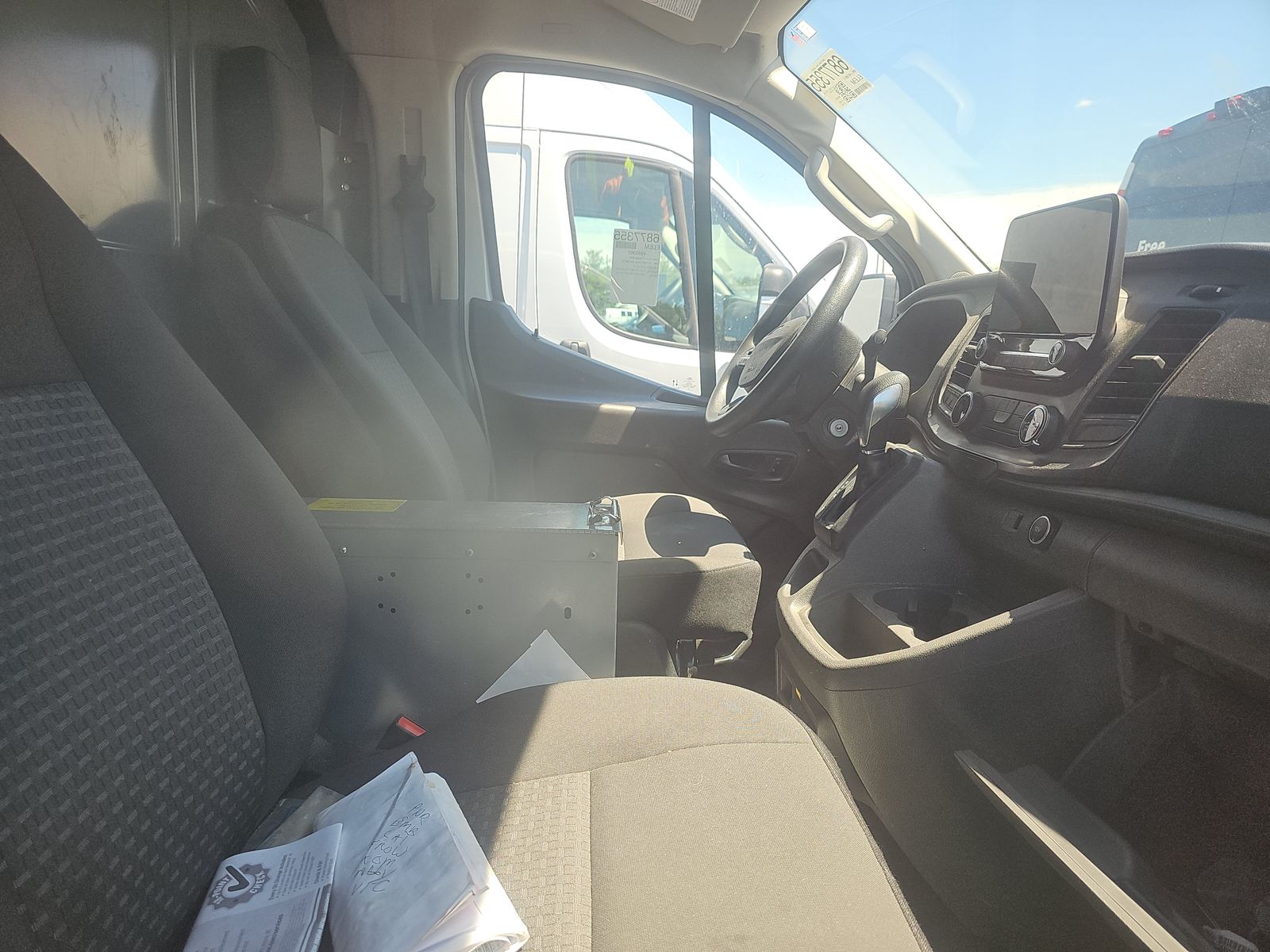 FORD TRANSIT 250 - 9