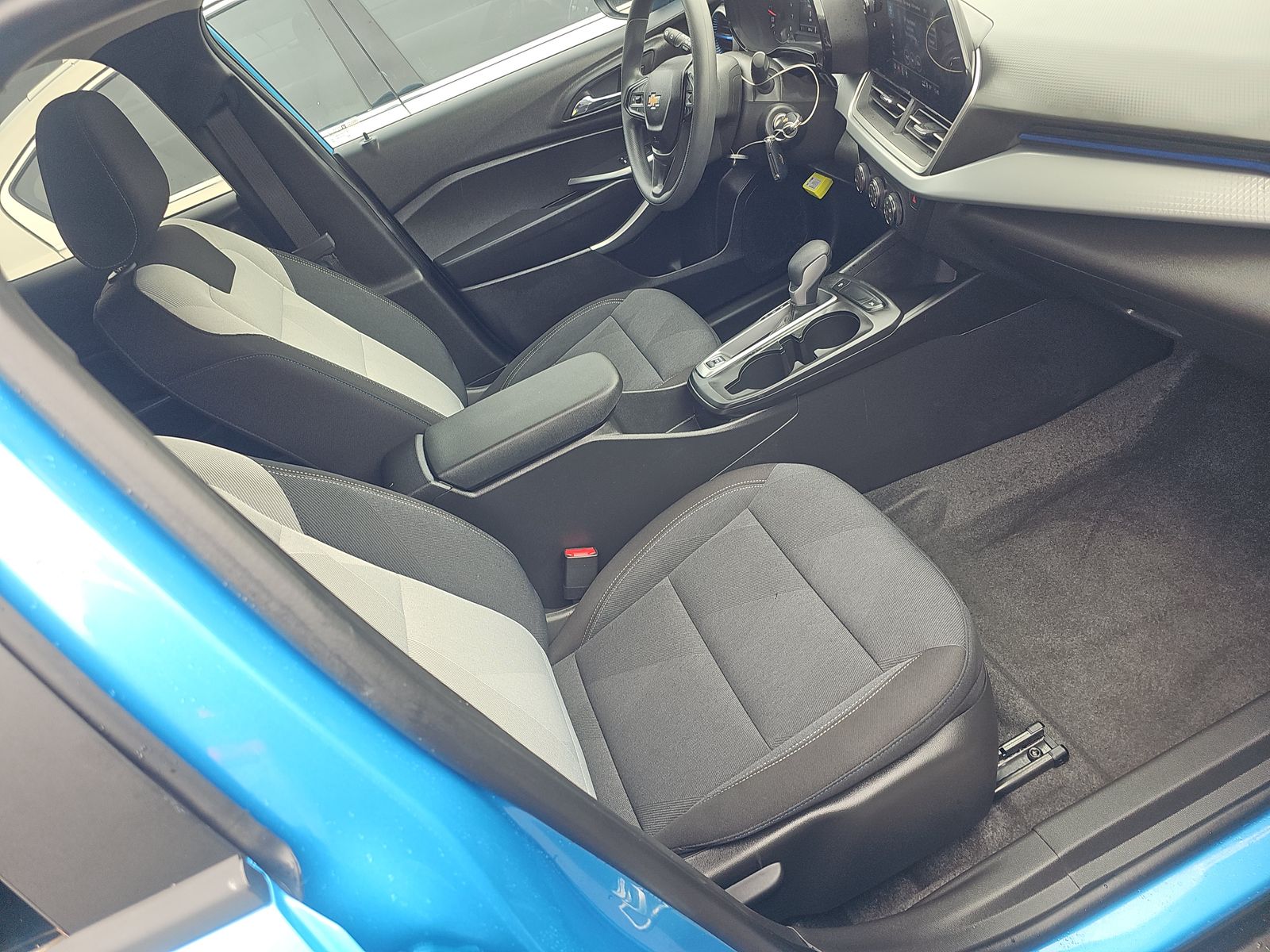CHEVROLET TRAX - 9