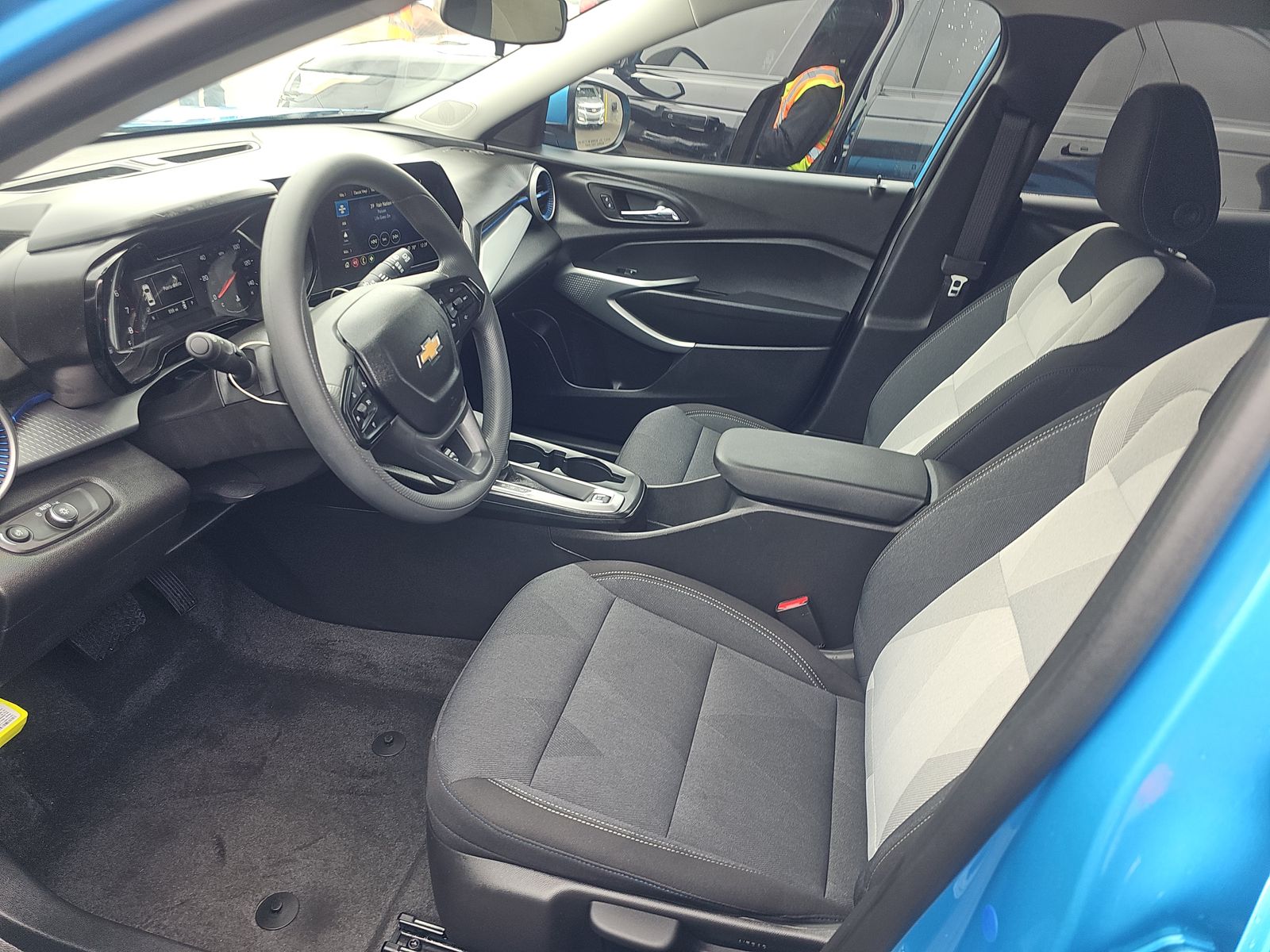 CHEVROLET TRAX - 8