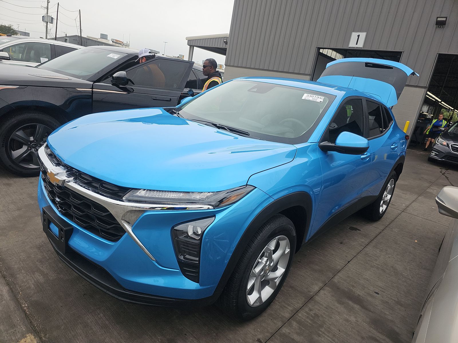 CHEVROLET TRAX - 1
