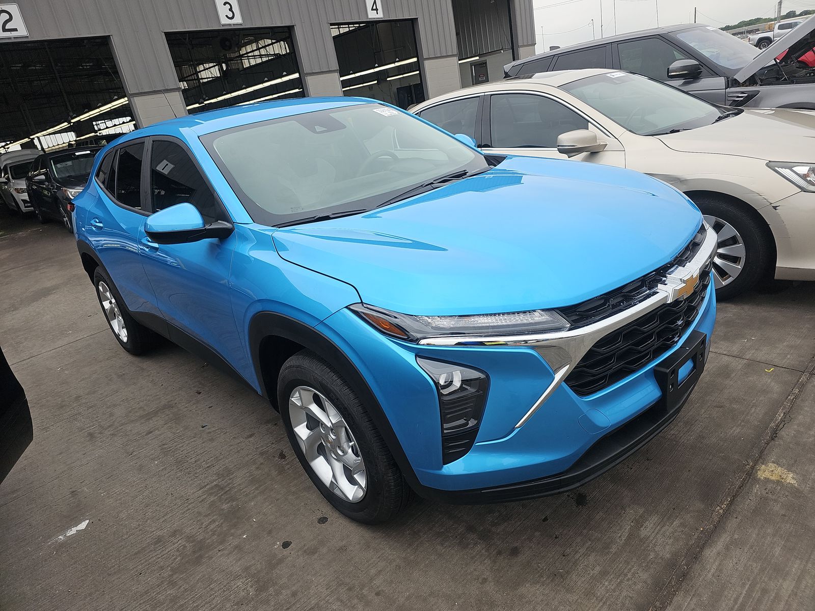 CHEVROLET TRAX - 4