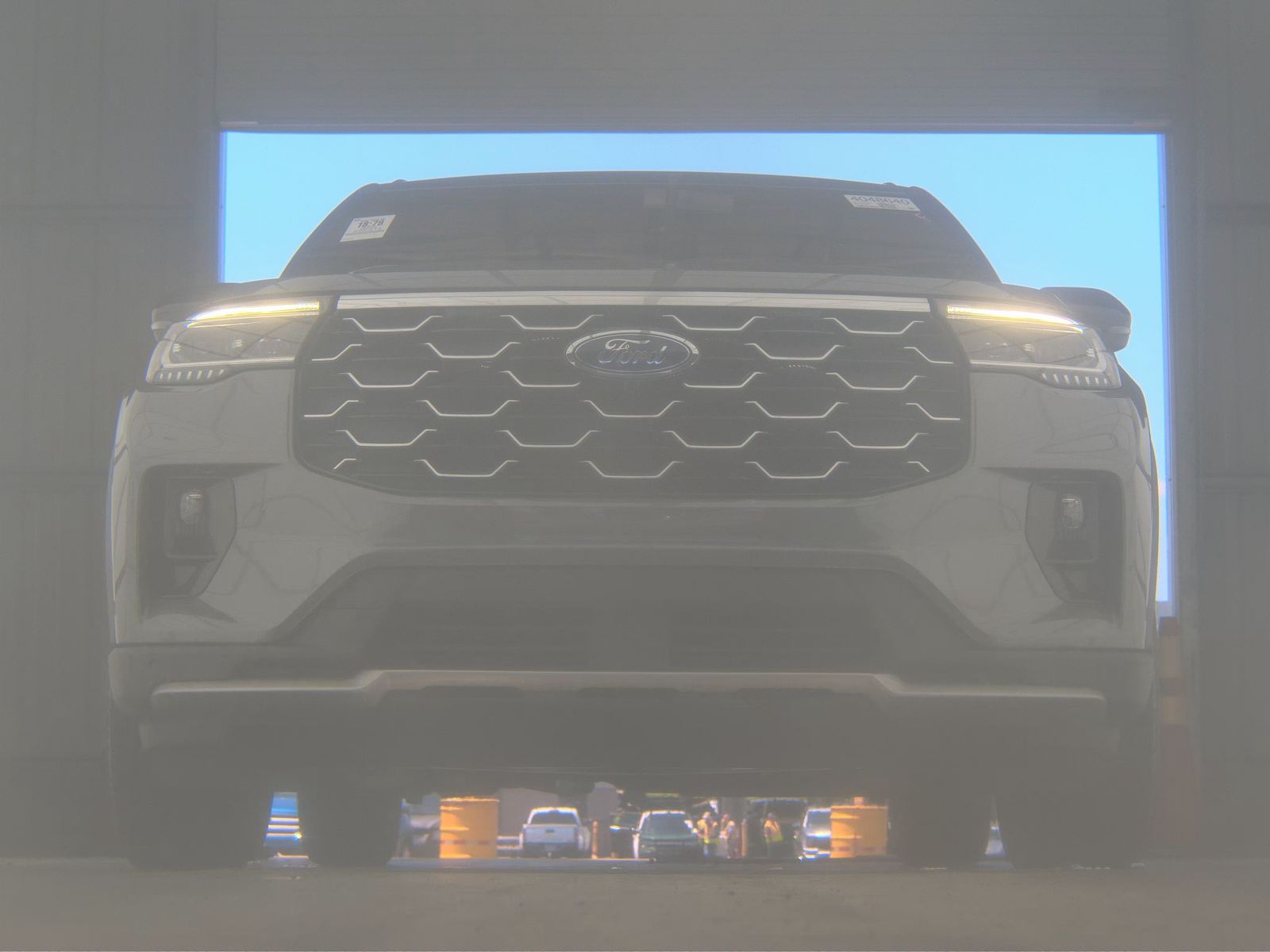 FORD EXPLORER - 4