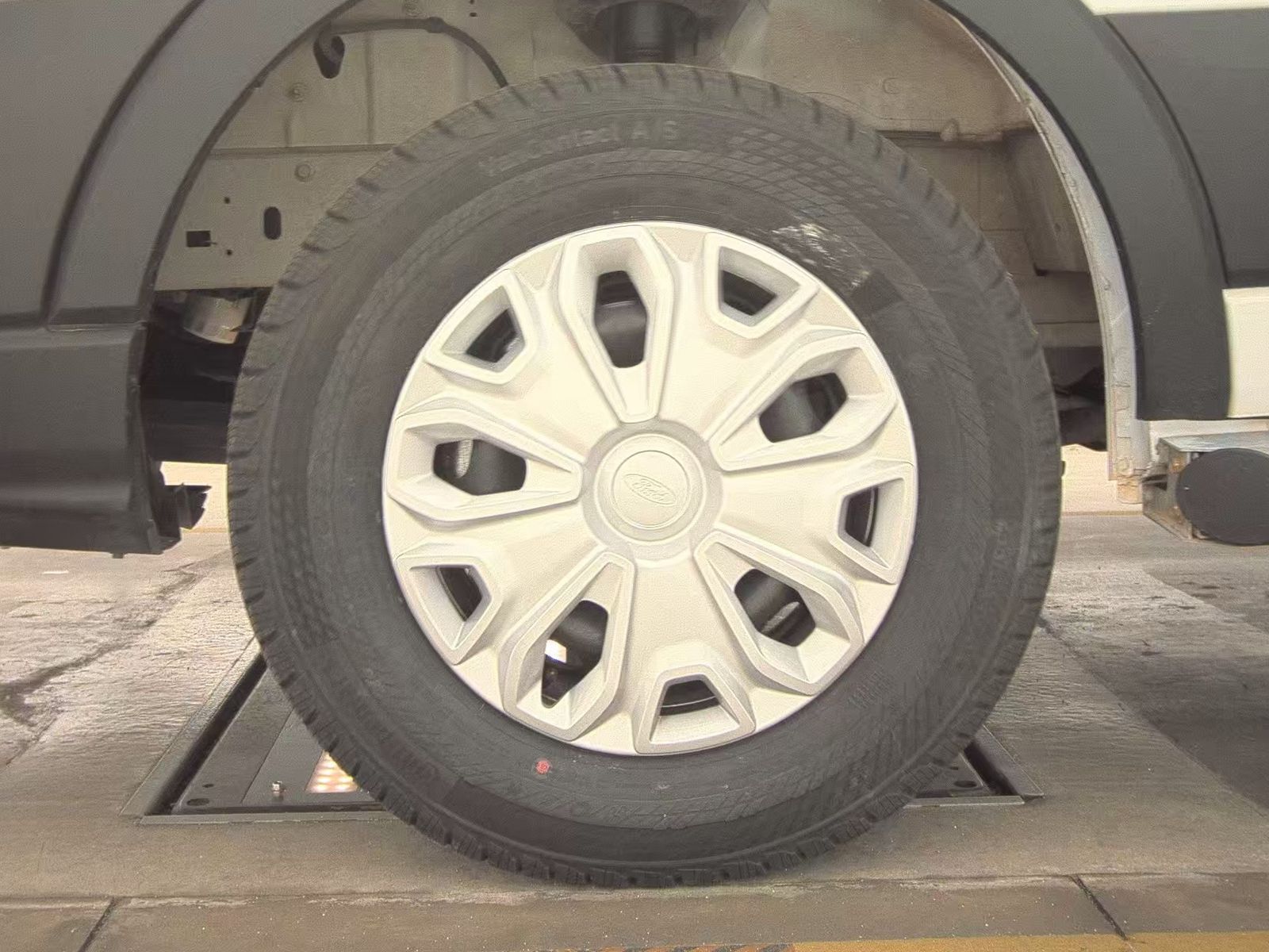 FORD TRANSIT 250 - 10
