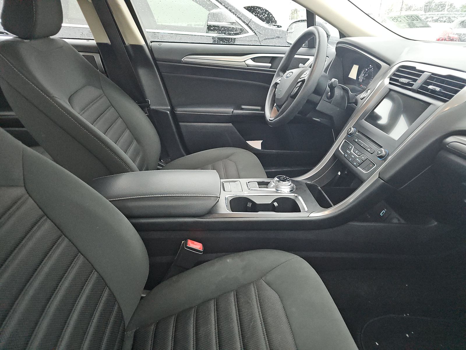 FORD FUSION - 9