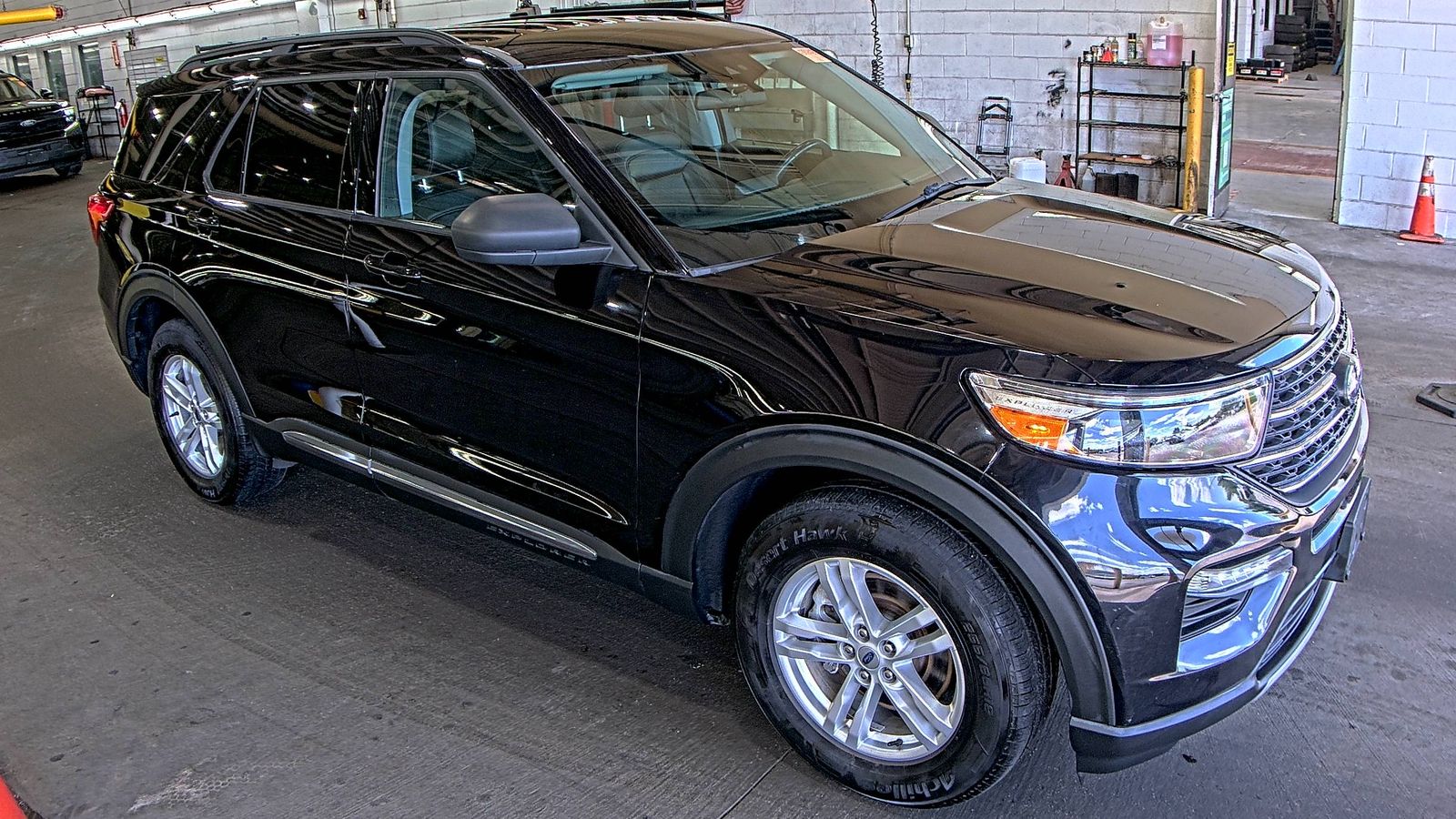 FORD EXPLORER - 4