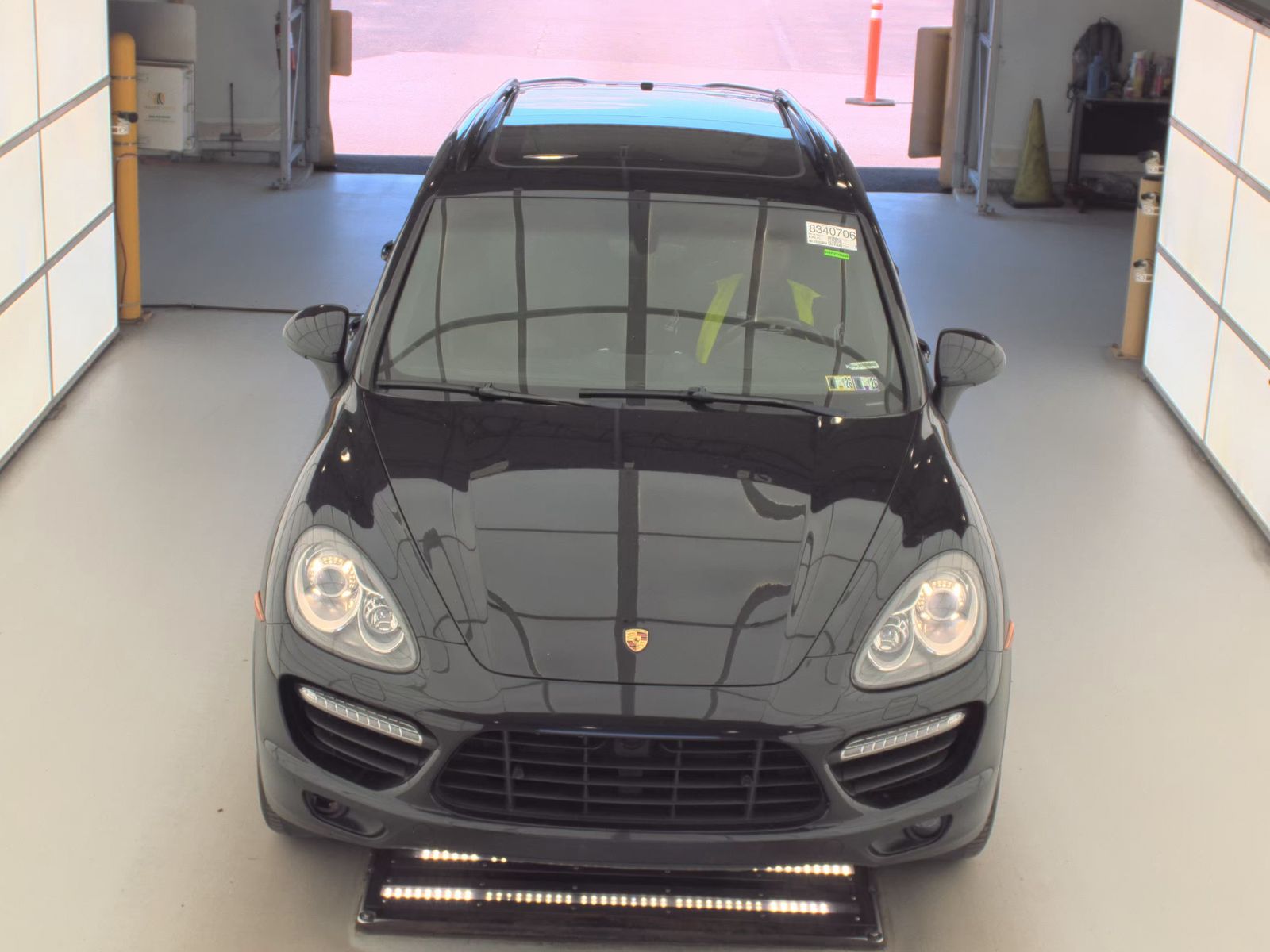 PORSCHE CAYENNE - 3