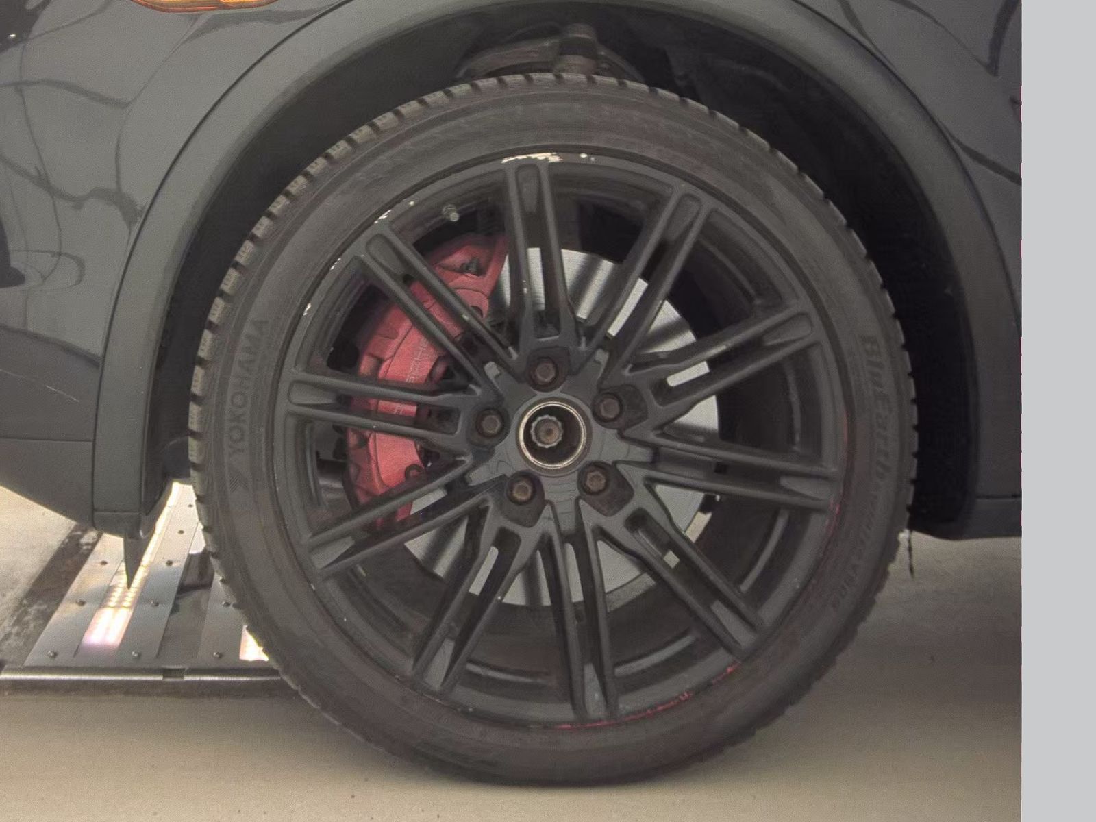 PORSCHE CAYENNE - 10