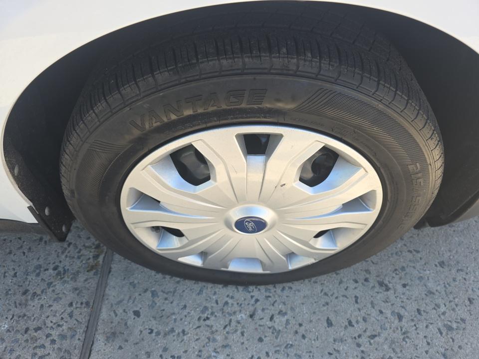 FORD TRANSIT CONNECT - 10
