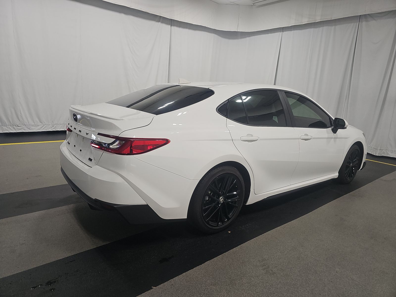 TOYOTA CAMRY - 5