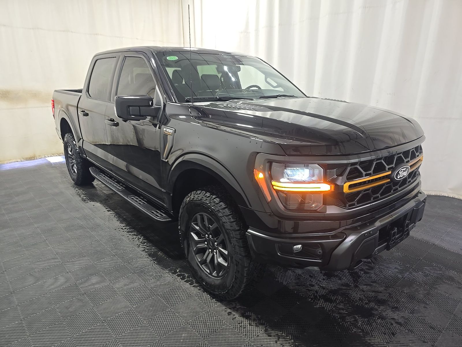 FORD F-150 - 4