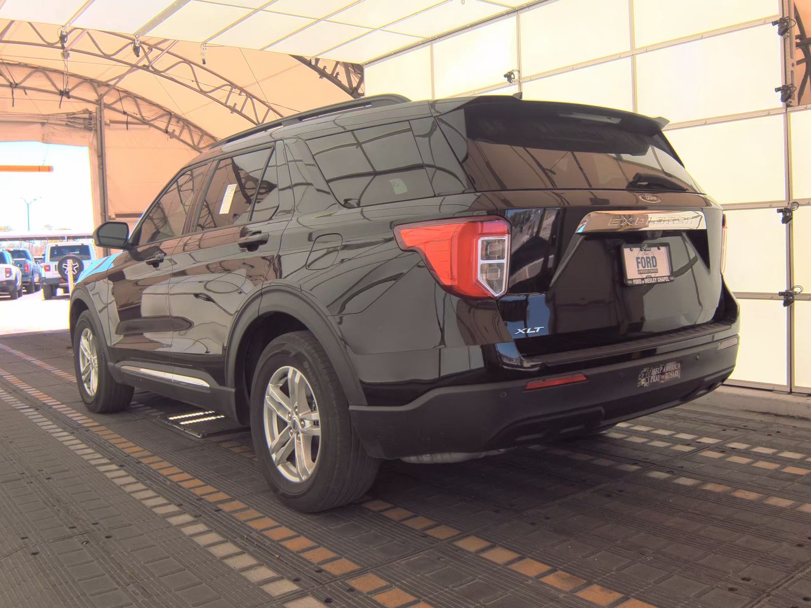 FORD EXPLORER - 9