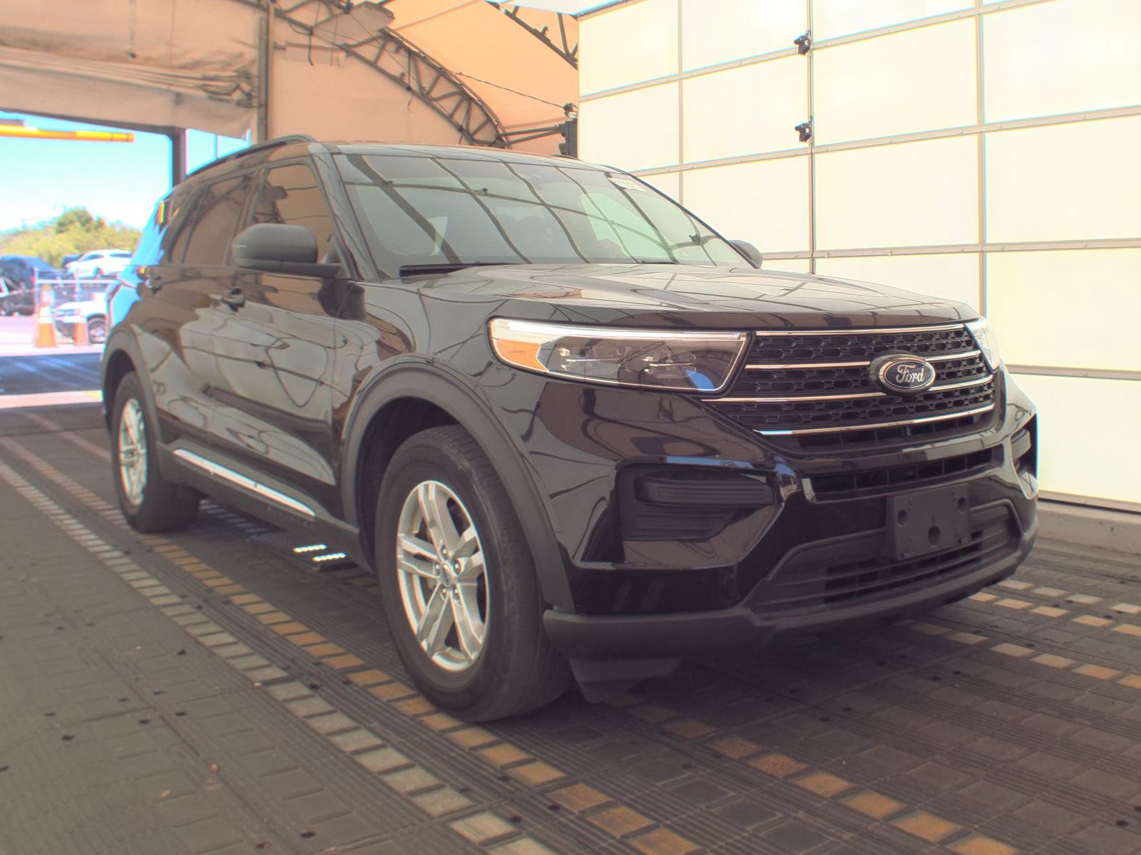 FORD EXPLORER - 5