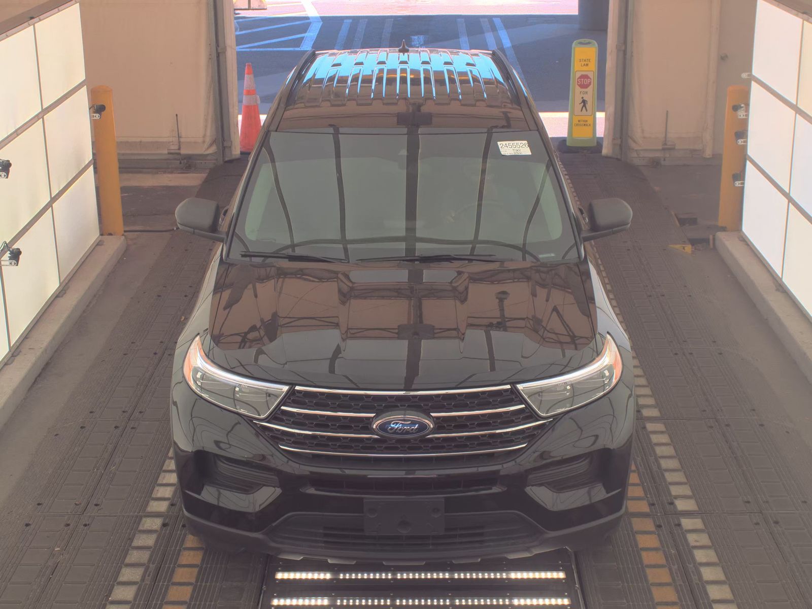 FORD EXPLORER - 3