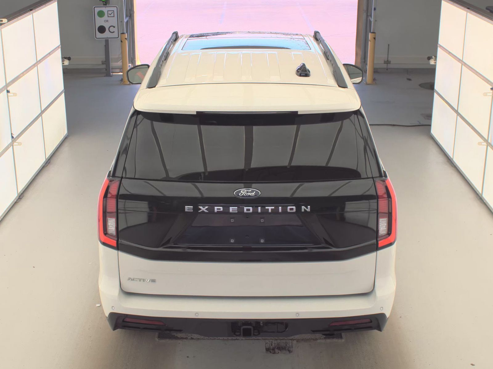 FORD EXPEDITION - 7