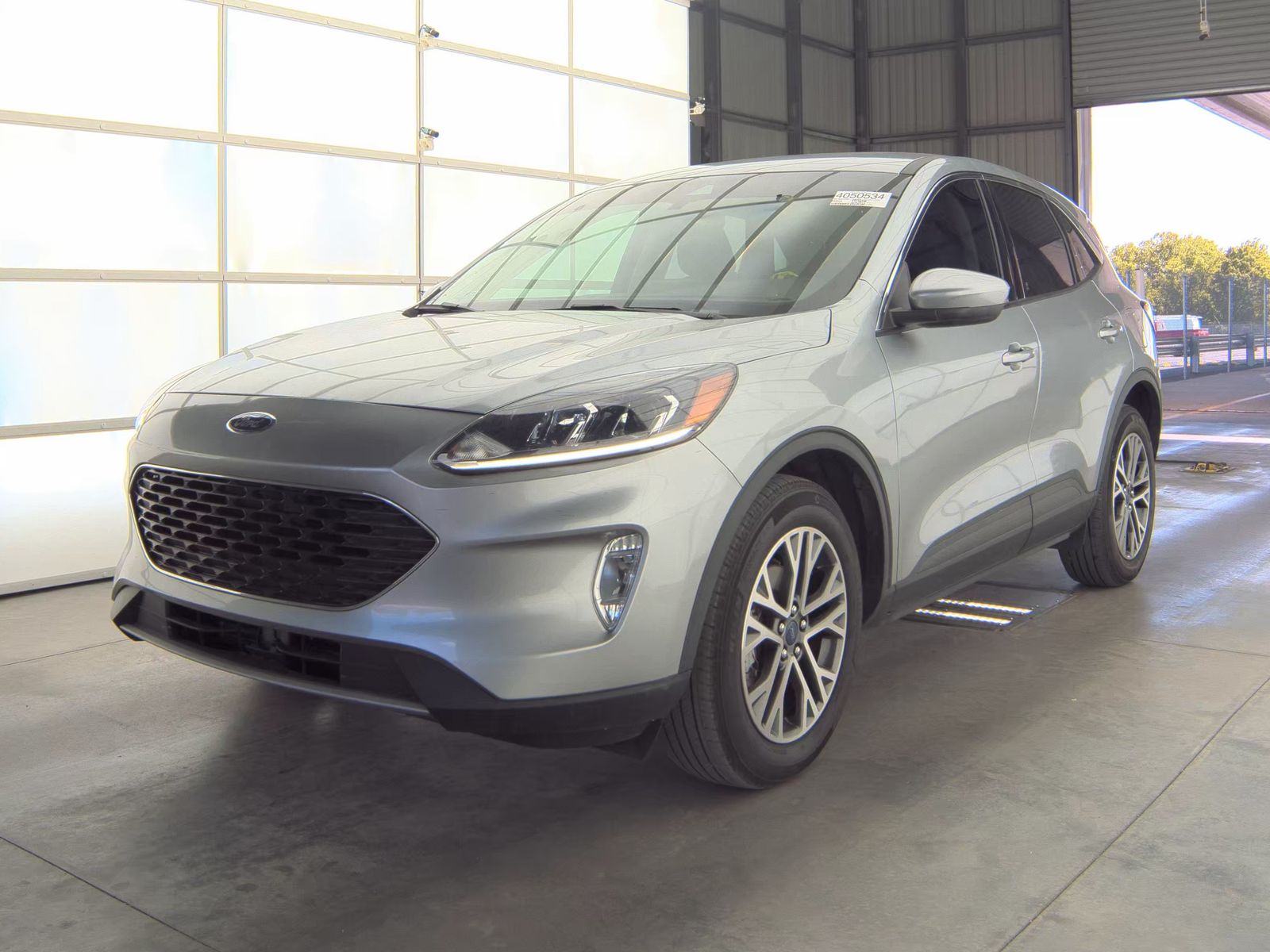 FORD ESCAPE - 1