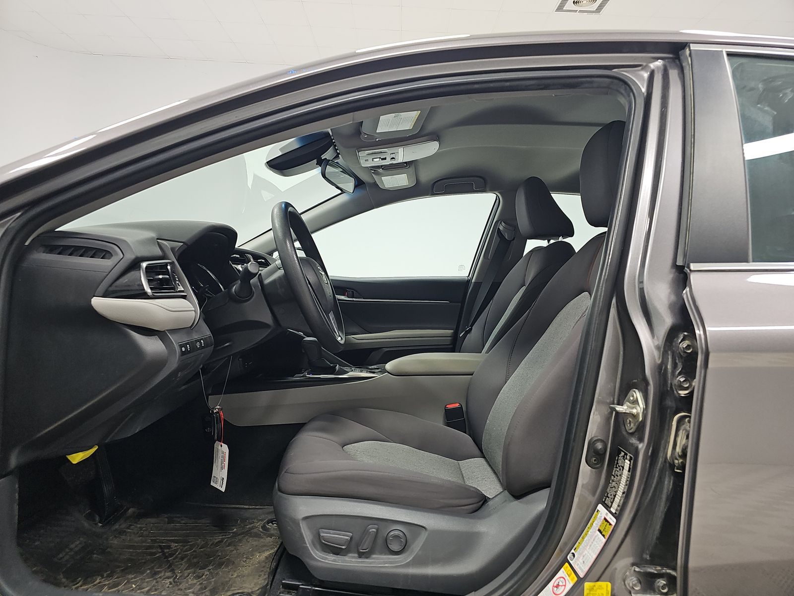 TOYOTA CAMRY - 8
