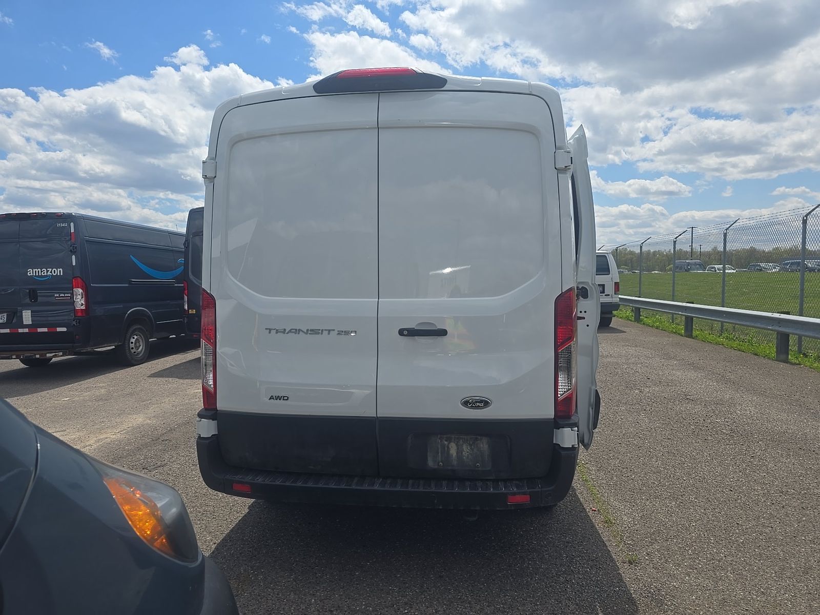 FORD TRANSIT 250 - 6