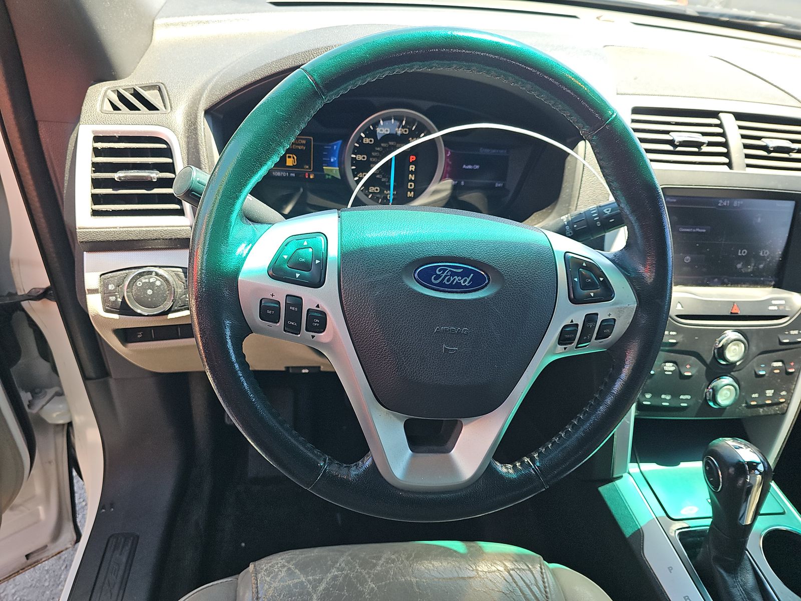 FORD EXPLORER - 5