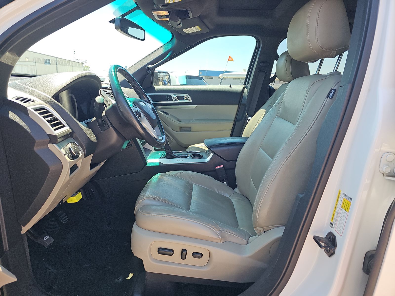 FORD EXPLORER - 1