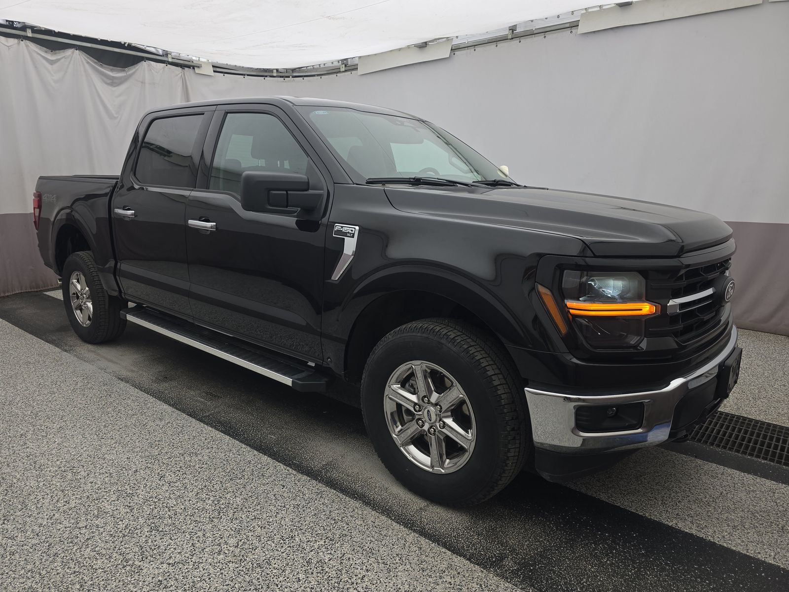 FORD F-150 - 4