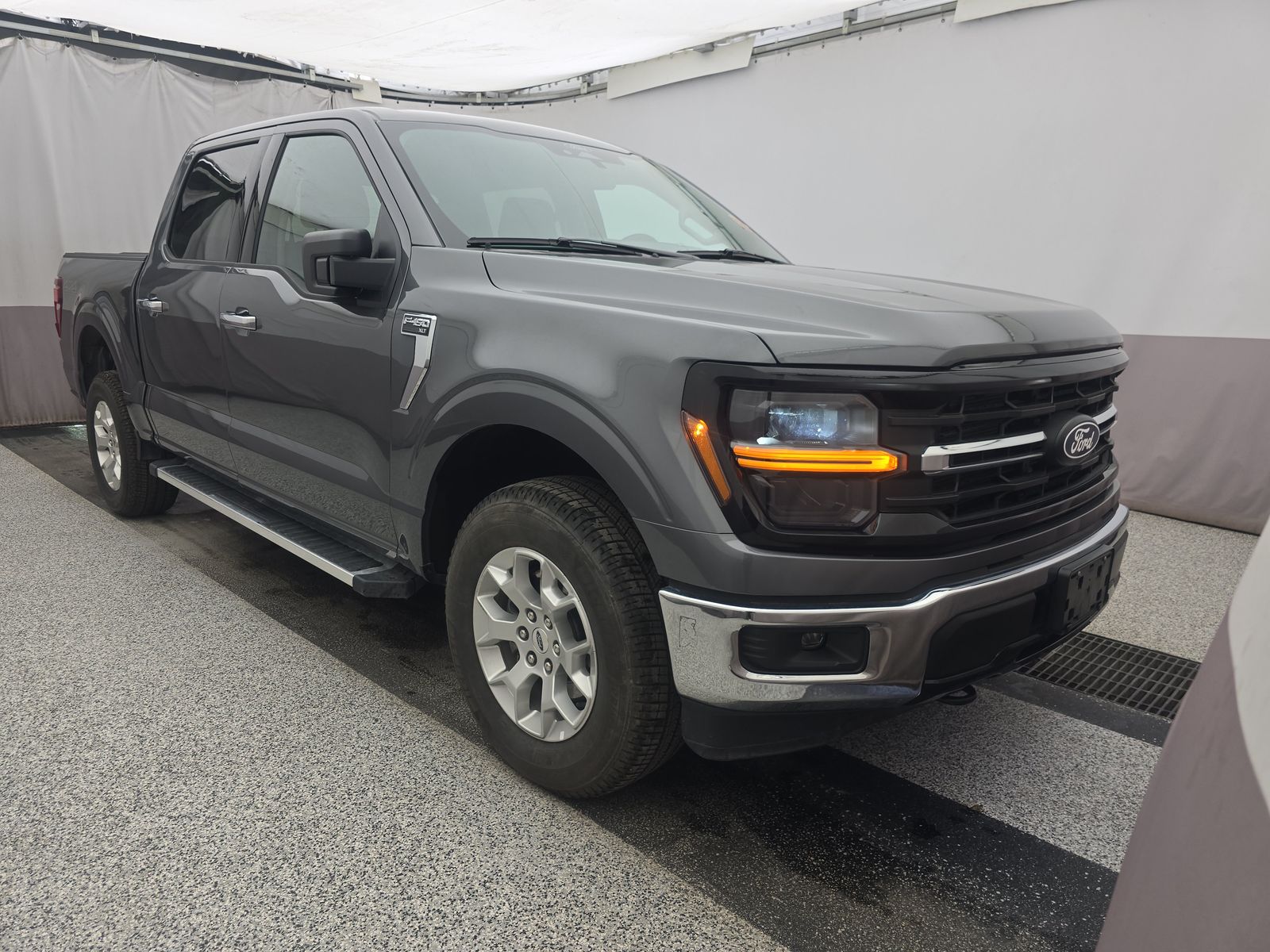 FORD F-150 - 4