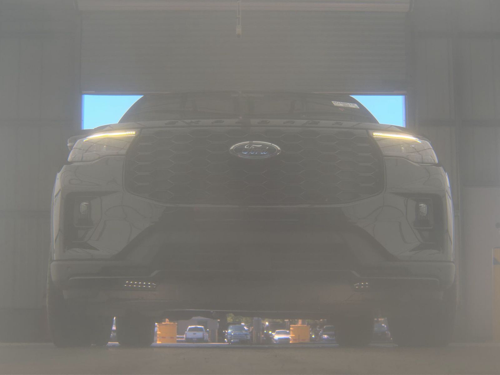 FORD EXPLORER - 4