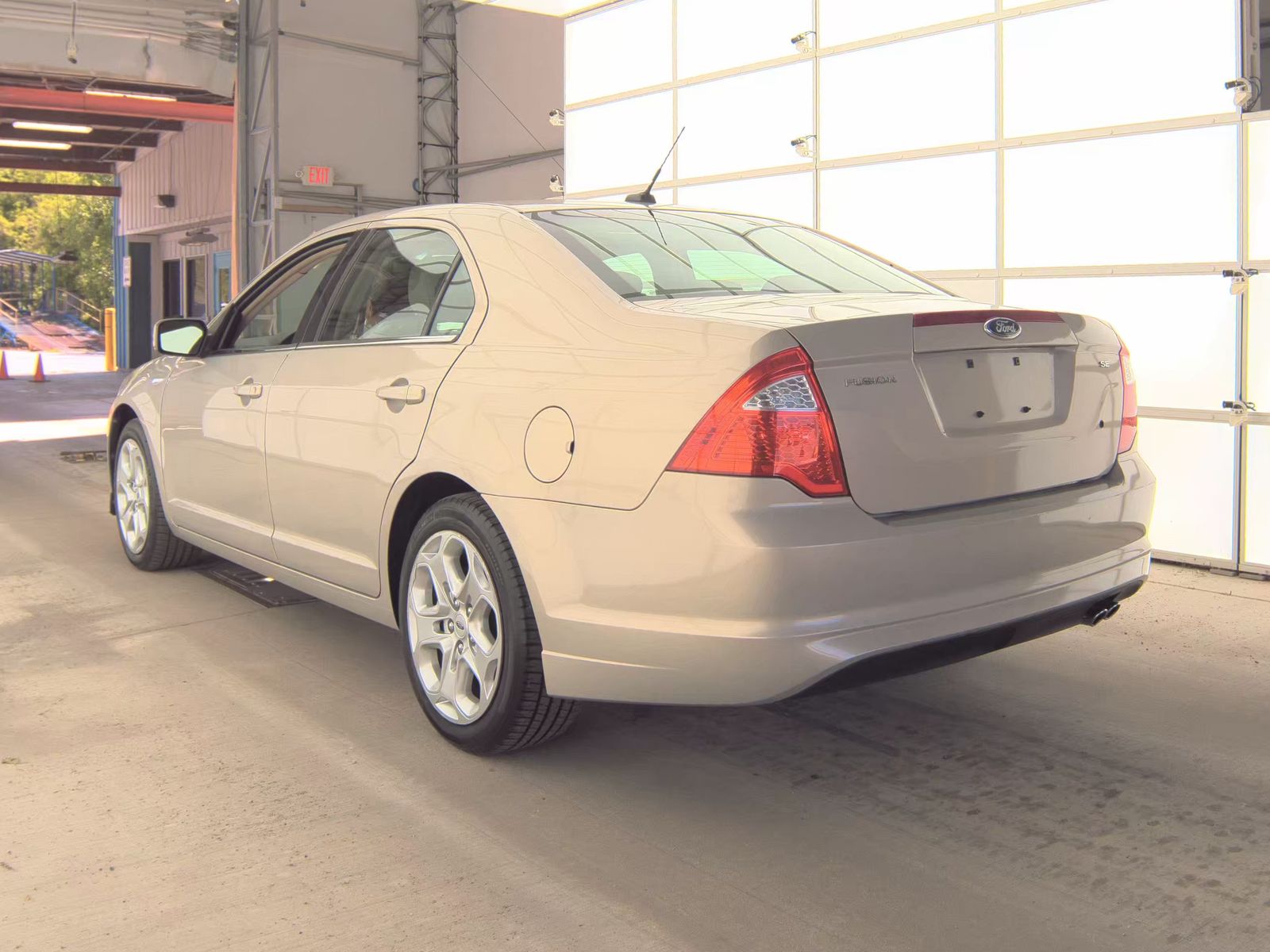 FORD FUSION - 9