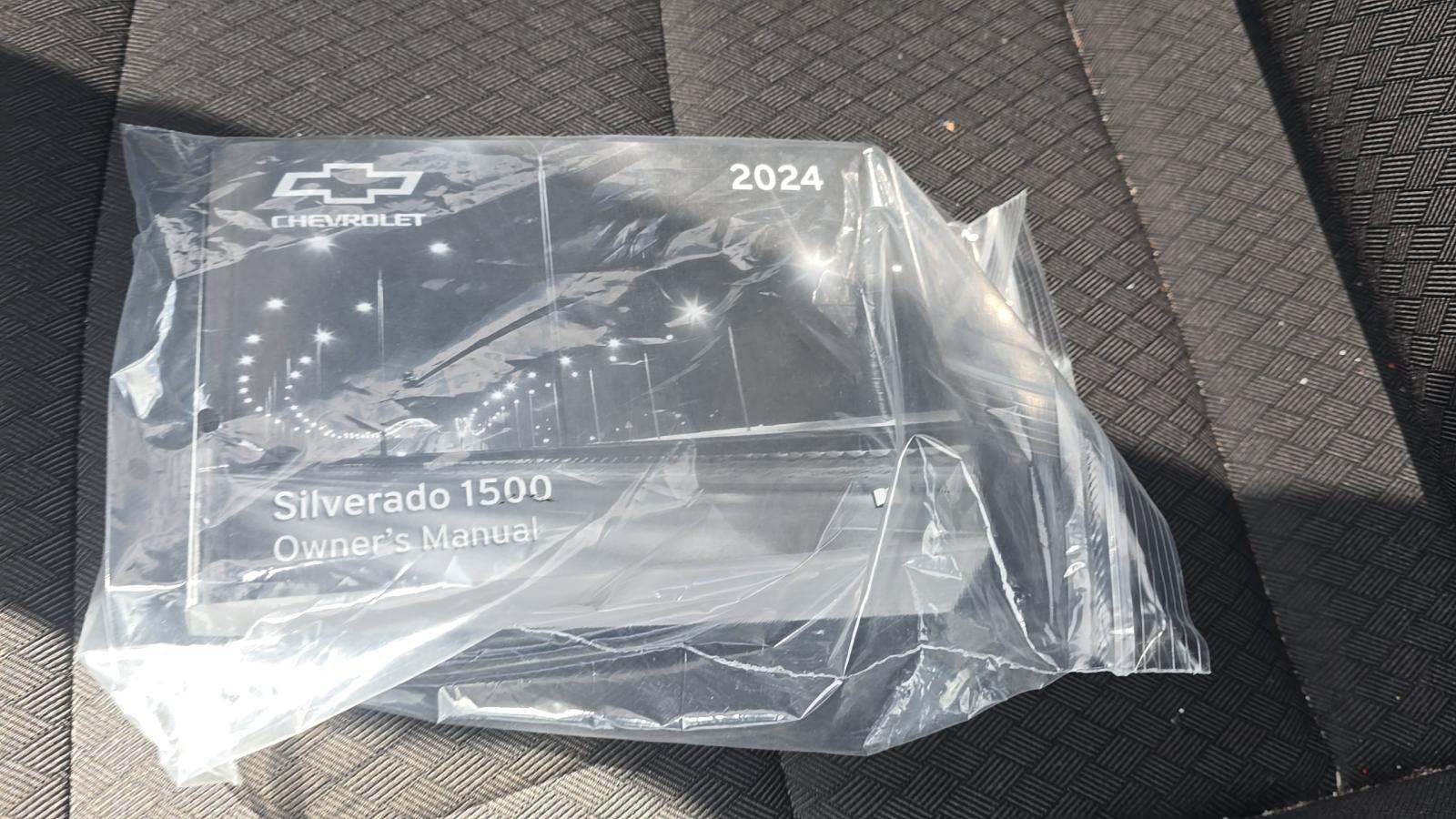 2024 Chevrolet Silverado 1500 Custom AWD