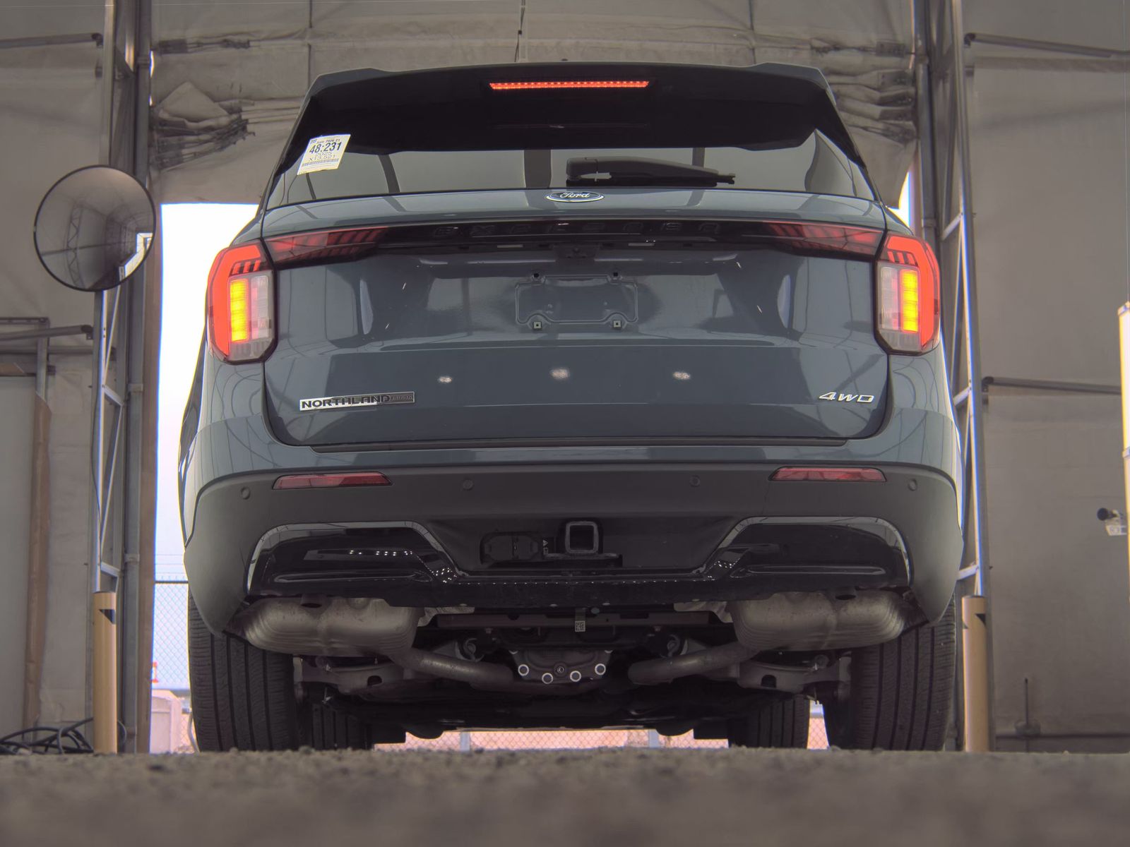 FORD EXPLORER - 8