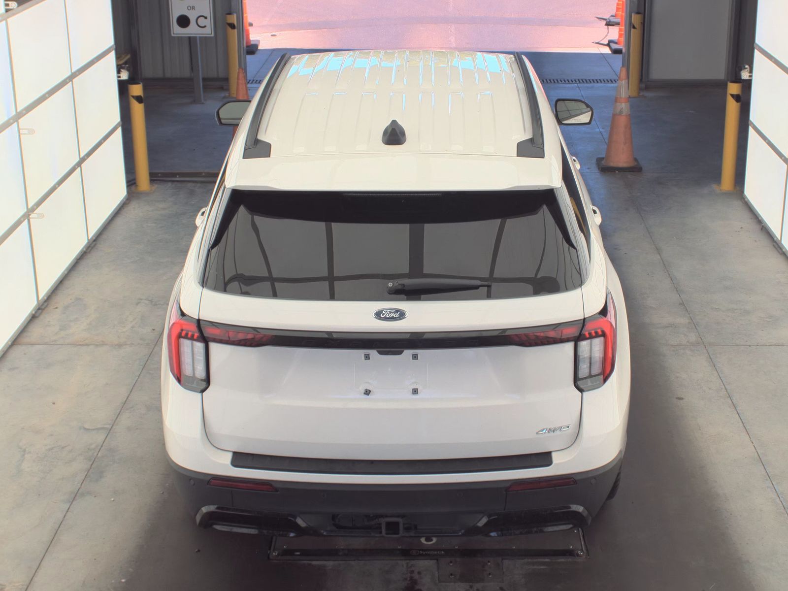 FORD EXPLORER - 7