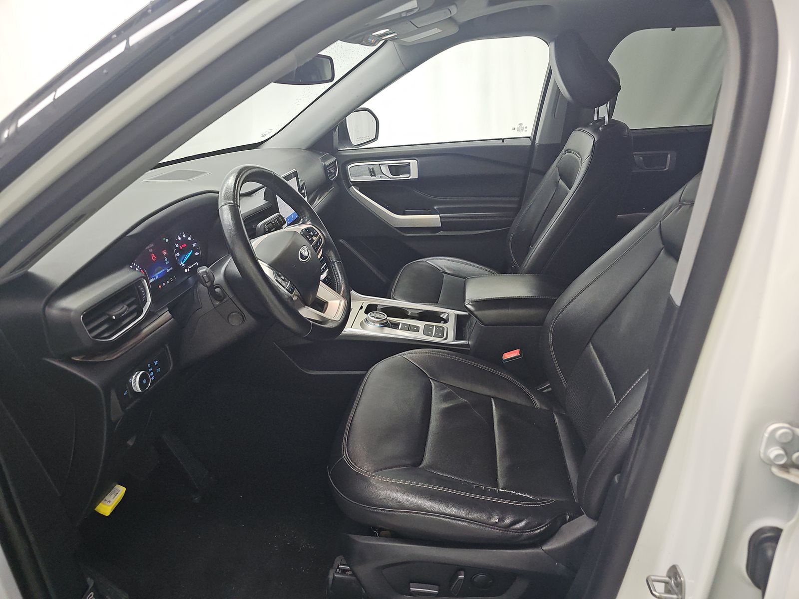 FORD EXPLORER - 8